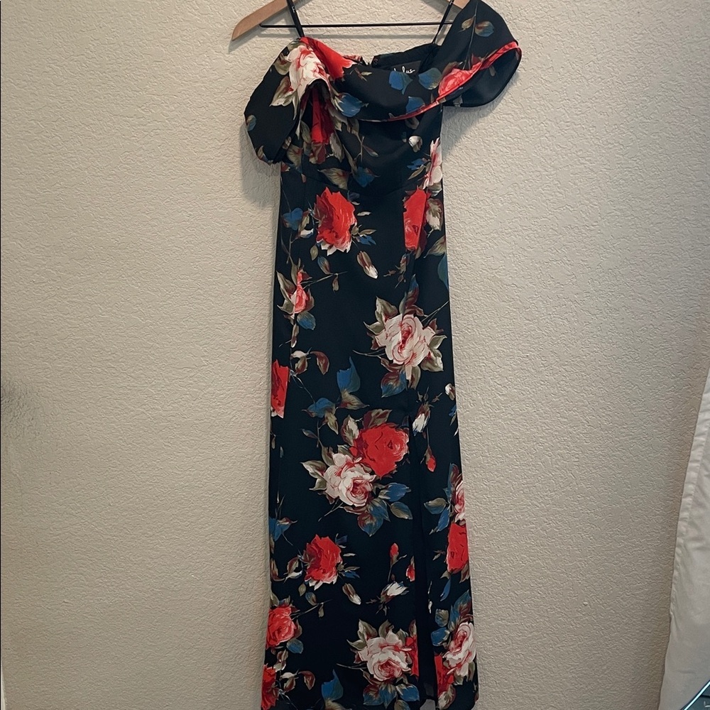 Lulu's Floral Off-Shoulder Maxi Dress Size Small - Picture 3 of 8